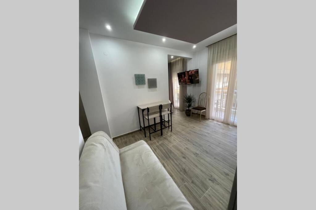 Comfort And Seaview Apartment Nea Paralia Thessaloniki Exterior foto